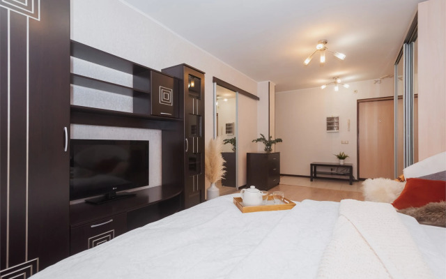 AHause на улице Щорса 103