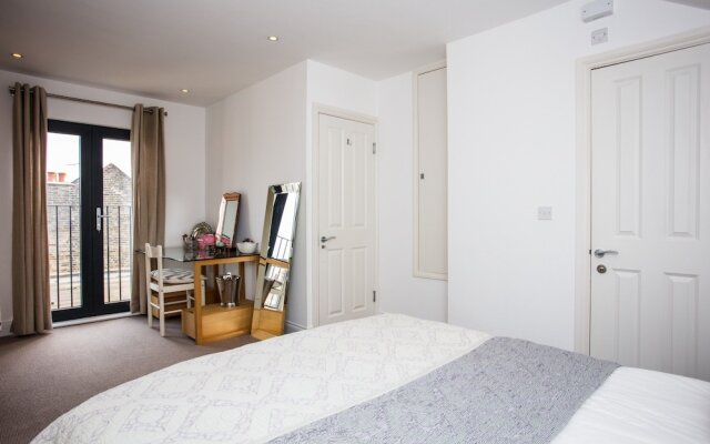 Wonderful 4 Bedroom Home In Kensal Rise