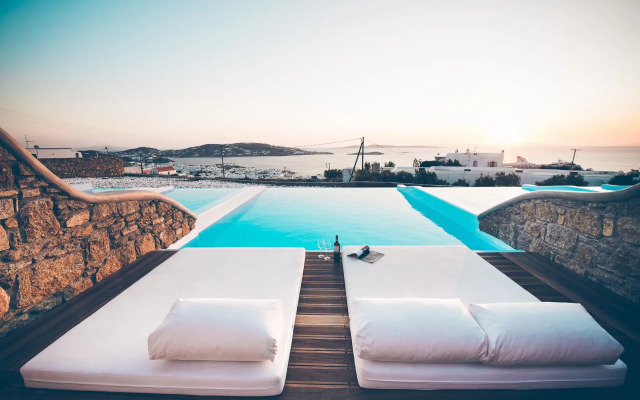 Phōs The Boutique Luxury Hotel & Villas