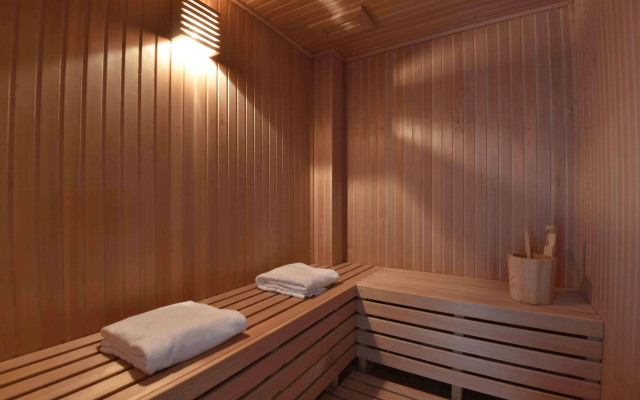 Arc Arenales Studios & Suites