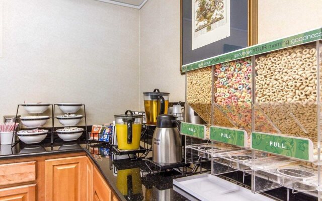 Comfort Suites Red Bluff near I-5