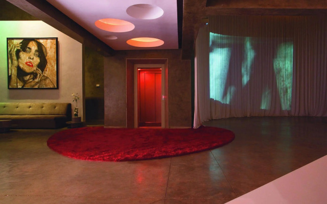 Crystal Hotel