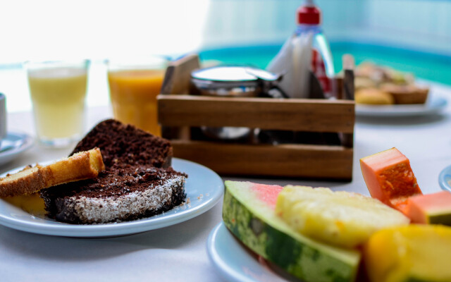 Amendoeira Praia Hotel