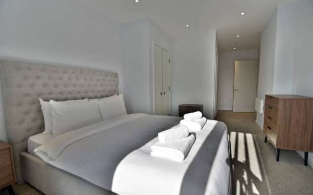 Modern 2 Bedroom Apartment in Green Gate