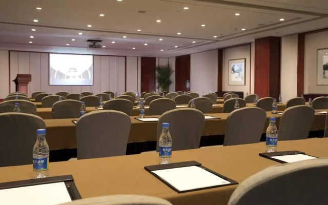 Ovation Seven-Cultivation Hotel