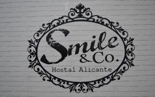 Smile & Co Hostal Boutique