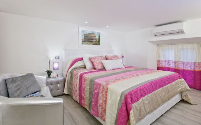 Rental In Rome Colour Colosseum Loft