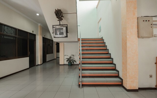 RedDoorz @ Achino Hotel Bandung
