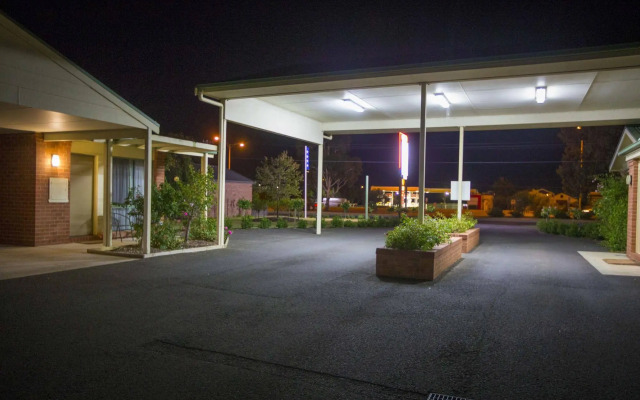Rose Garden Motel