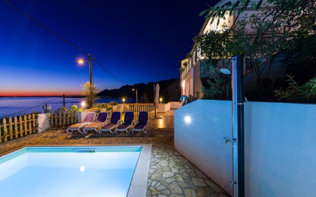House Marija-with View to the sea and the Mountains