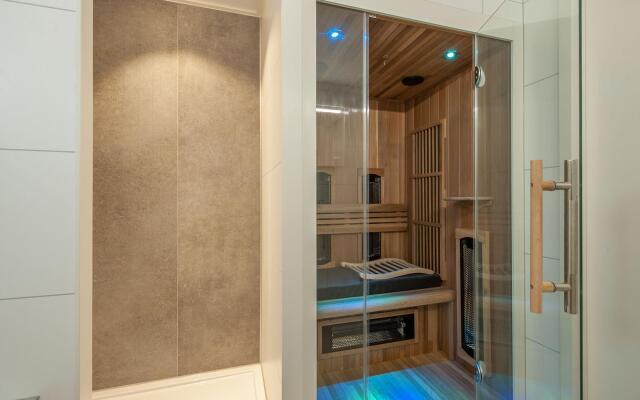 Modern Lodge With Infrared Sauna, Near Helmond