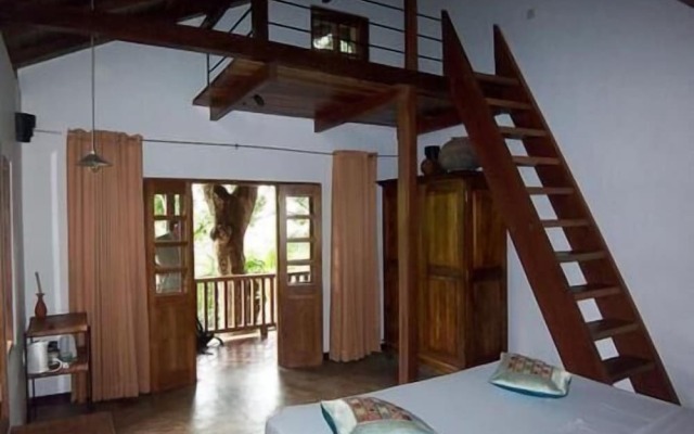 Landa Holiday House