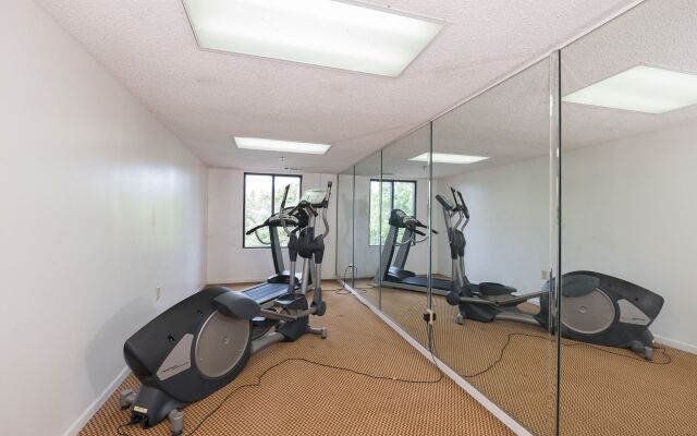 Red Roof Inn PLUS+ & Suites Opelika