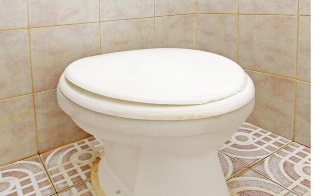 Hotel O Astri Homestay