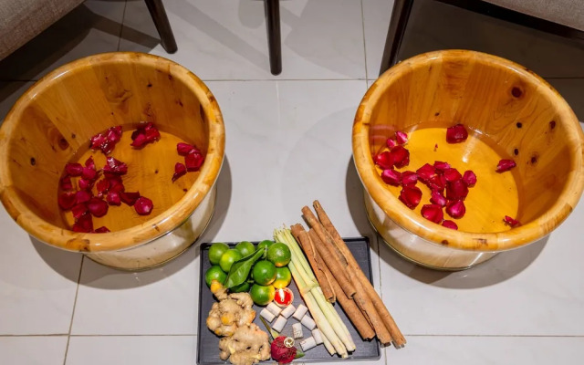 Reyna Luxury Hotel