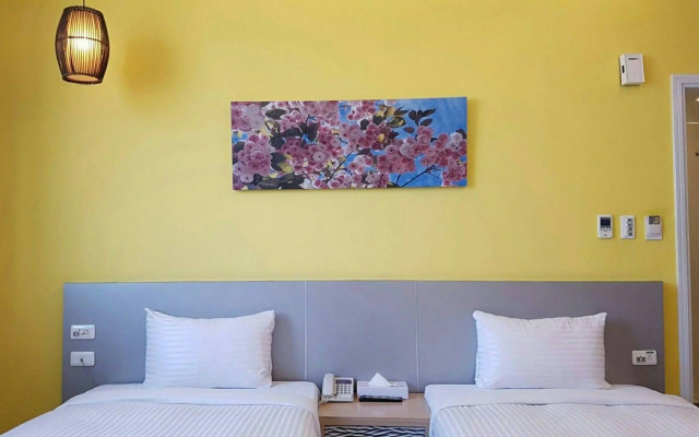 YOYO Hotel