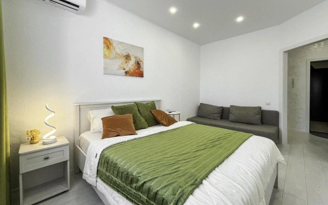 Studio apartment on Dmitry Mendeleev street 2k2