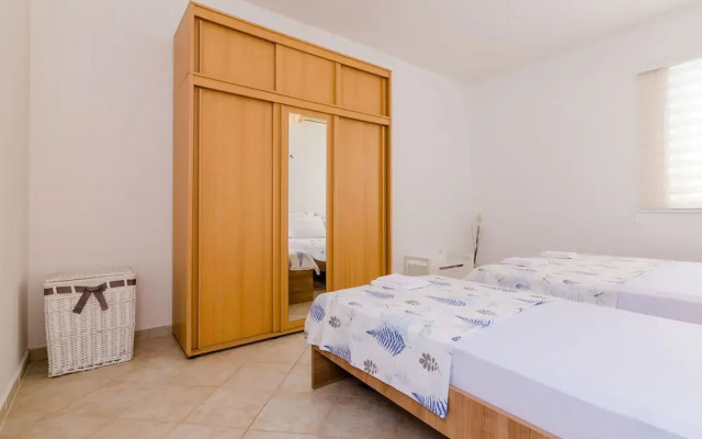 Apartment Alba