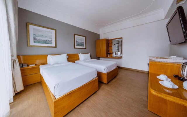 Happy Life Green Hotel