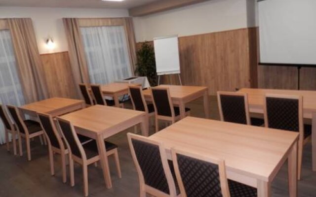 Wellness Hotel Hluboký Dvůr
