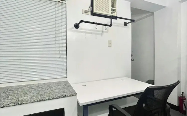 Double One Coliving and Coworking Hostel