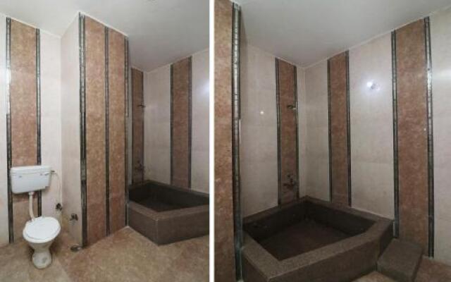 OYO 25037 Hotel Taj Heaven