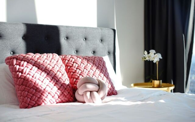 Shadow Play 2Bed Ocean View Apartment