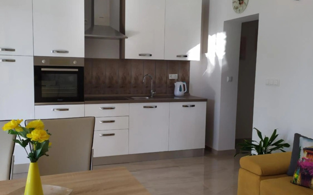 Apartmani Mira