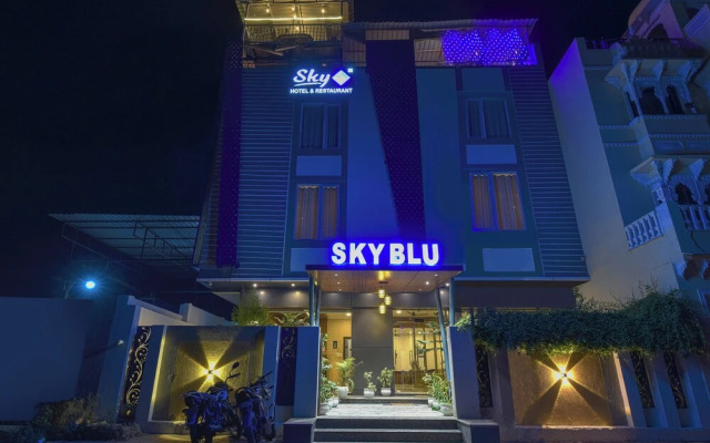 Sky Blu Hotel and Rooftop Restaurant