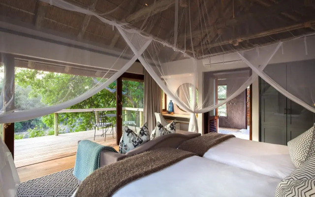 Thornybush Game Lodge