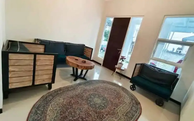 De Terrace Villa Kav 19 with Private Pool by N2K