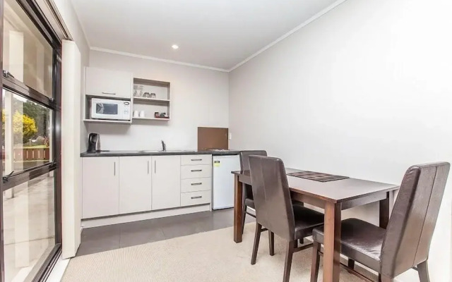 Parkview Motor Inn, Pukekohe