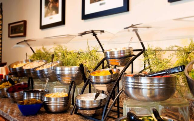 Best Western Swiss Clock Inn