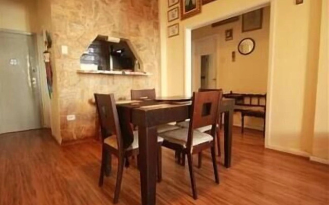 GoHouse Mendonca 1003