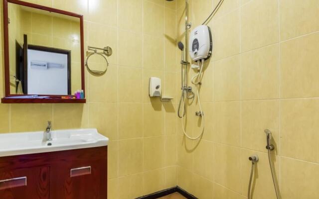 Dolphin Hotel, Chow Kit Kuala Lumpur