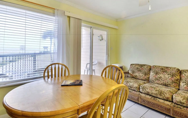 Ahoy Mateys 1 Br condo by RedAwning