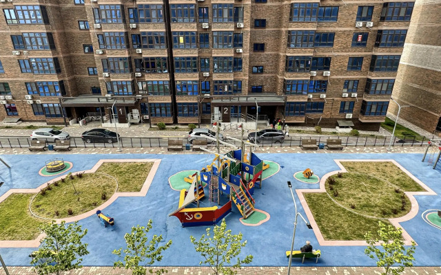 Orange Apart Высокий берег