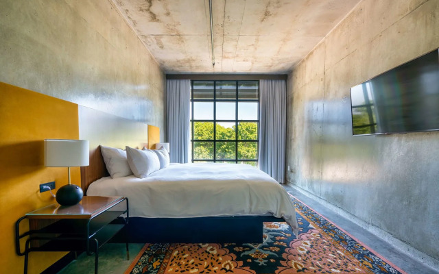 The Loom Hotel Tapestry Collection by Hilton