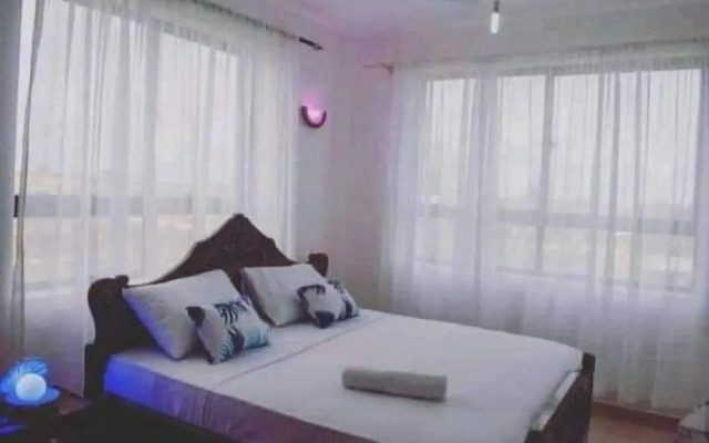 Lux Suites Seville Residency Bamburi