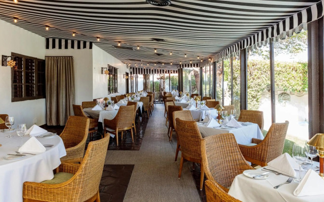 Ingleside Estate Hotel & Bungalows- Adults Only