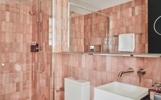 Quincy Hotel Melbourne