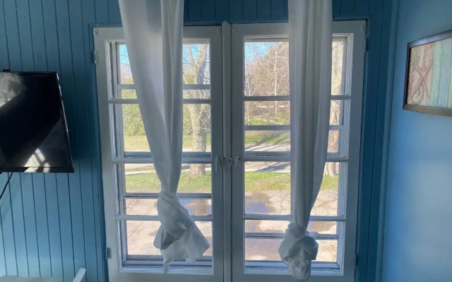 Windspire Inn