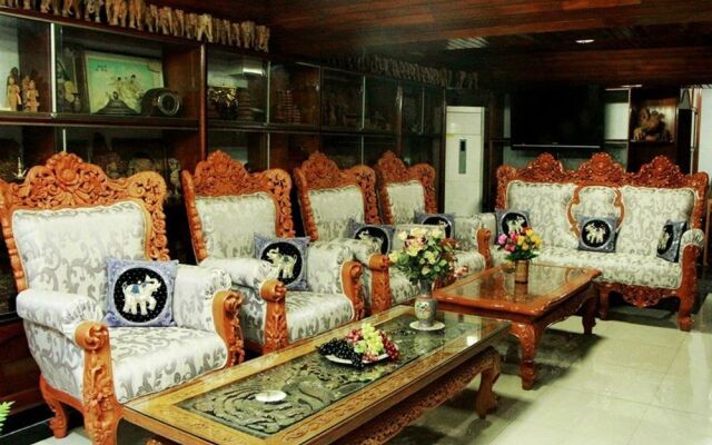East Mandalay Hotel