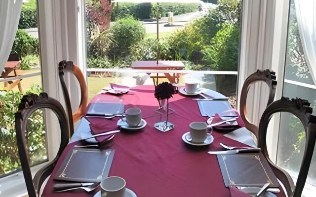 Elmdene Hotel