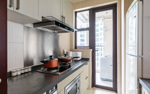 Locals Boutique Apartment  Huafa  No.10