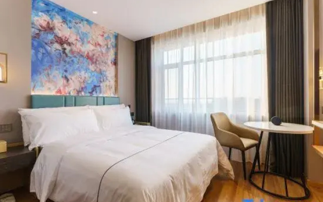 Magnotel Hotel (Jinzhou Linghai Jiuhuashan Park)