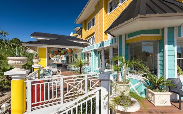 Club House Hotel