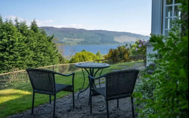 Loch Ness House Hotel