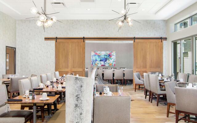 DoubleTree by Hilton San Antonio Northwest