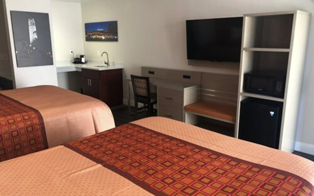 Presidio Parkway Inn